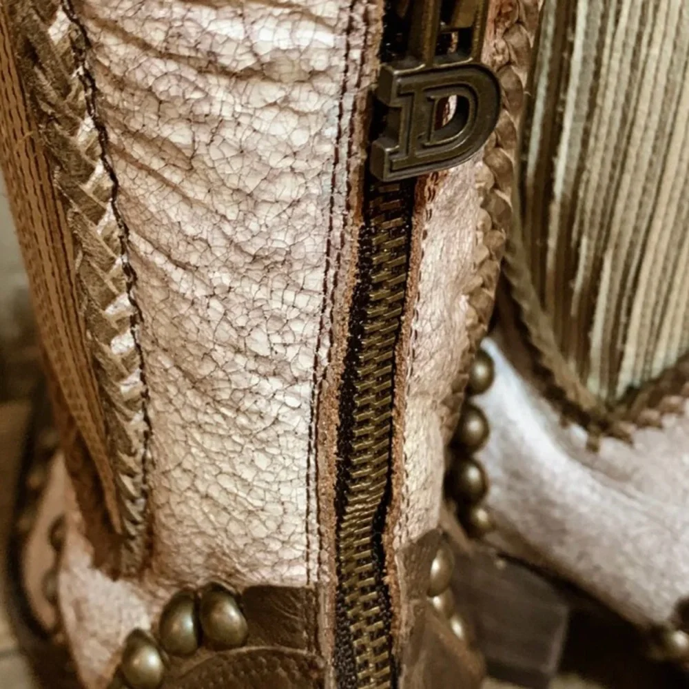 Double D Ranch Old Gringo ~ Size 10 ~ White & Brown Studded Ankle Boots ~ New - Picture 10 of 16